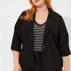 Torrid Women's Black blazer ruched 3/4 sleeve sz 3 career